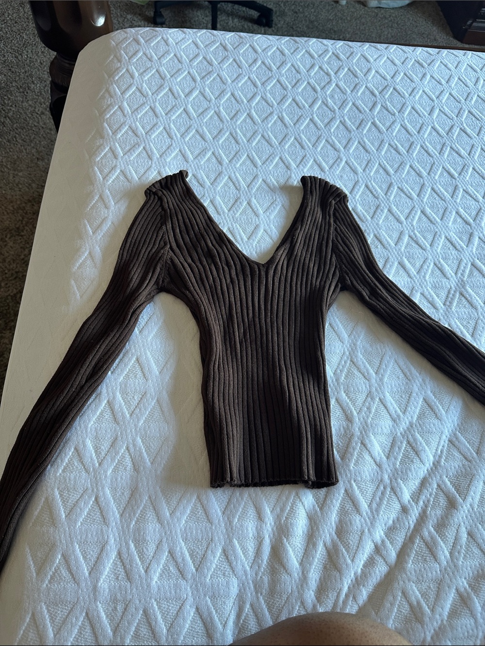 Ribbed V-Neck Long Sleeve Top - Brown
